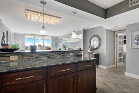 Copropriété à vendre à Aventura, Floride: 1 chambre, 99.03 m2 № 1120475 - photo 12