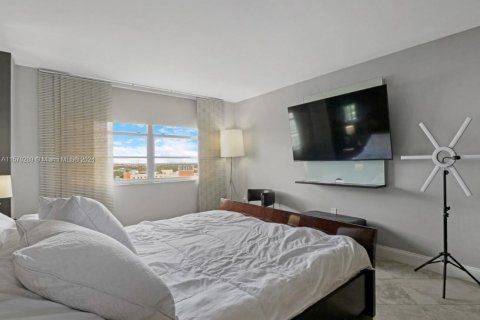 Condo in Aventura, Florida, 1 bedroom  № 1120475 - photo 22