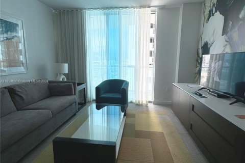 Condo in Sunny Isles Beach, Florida, 1 bedroom  № 1348290 - photo 16