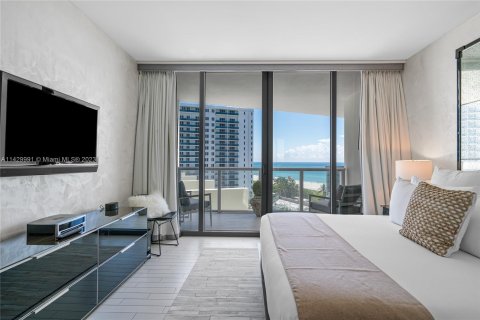 Condo in Miami Beach, Florida, 2 bedrooms  № 662309 - photo 30