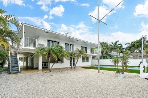 Villa ou maison à vendre à Key Largo, Floride: 4 chambres, 204.38 m2 № 739571 - photo 27