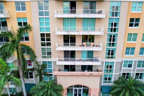 Condominio en venta en Boynton Beach, Florida, 2 dormitorios, 112.04 m2 № 440470 - foto 17