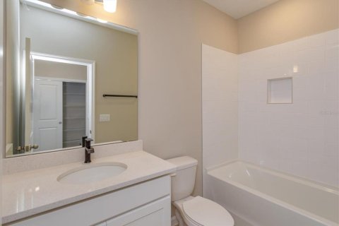 Townhouse in Winter Garden, Florida 3 bedrooms, 160.63 sq.m. № 1263965 - photo 21