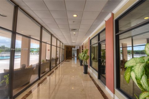 Copropriété à vendre à Sunny Isles Beach, Floride: 2 chambres, 95.04 m2 № 1170760 - photo 23