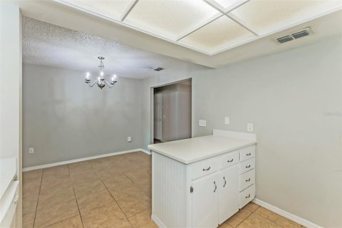 Villa ou maison à louer à Lakeland, Floride: 3 chambres, 123 m2 № 1350111 - photo 7