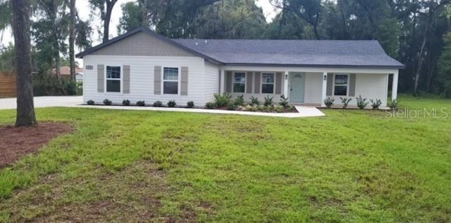 House in Williston, Florida 4 bedrooms, 169.64 sq.m. № 1350109