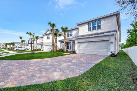 Casa en venta en Lake Worth, Florida, 5 dormitorios, 272.2 m2 № 936742 - foto 15