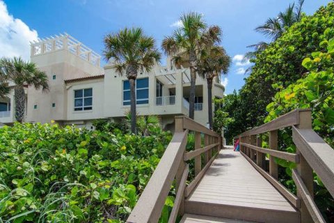 Condominio en venta en Highland Beach, Florida, 2 dormitorios, 217.3 m2 № 701960 - foto 5