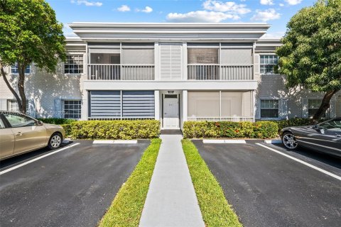 Condo in Fort Lauderdale, Florida, 2 bedrooms  № 1293377 - photo 3