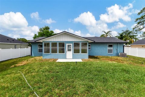 House in DeLand, Florida 3 bedrooms, 136.01 sq.m. № 1122966 - photo 4