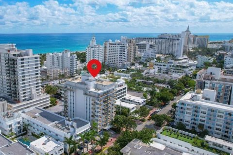 Copropriété à louer à Miami Beach, Floride: 1 chambre, 78.5 m2 № 1355013 - photo 1