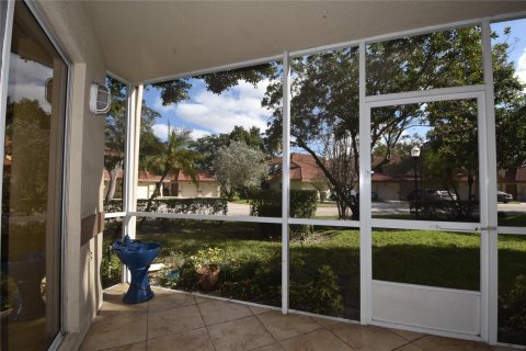 Copropriété à vendre à Plantation, Floride: 3 chambres, 139.73 m2 № 856237 - photo 7