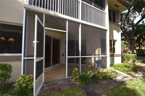 Condominio en venta en Plantation, Florida, 3 dormitorios, 139.73 m2 № 856237 - foto 6