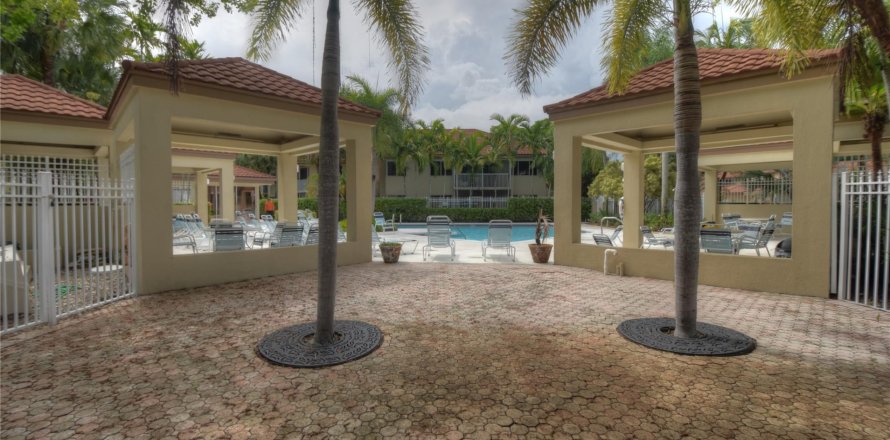 Condo in Plantation, Florida, 3 bedrooms  № 856237