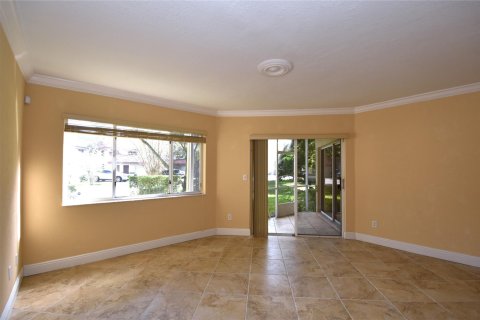 Condo in Plantation, Florida, 3 bedrooms  № 856237 - photo 24