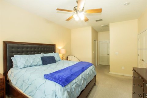 Casa en venta en Brandon, Florida, 4 dormitorios, 223.34 m2 № 393369 - foto 16