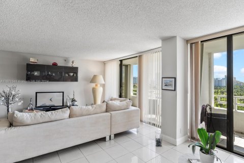 Copropriété à vendre à Aventura, Floride: 2 chambres, 100.06 m2 № 1391822 - photo 6