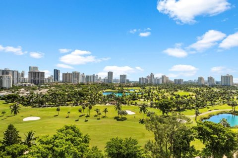 Condo in Aventura, Florida, 2 bedrooms  № 1391822 - photo 27