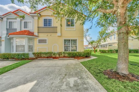 Touwnhouse à vendre à Kissimmee, Floride: 4 chambres, 152.55 m2 № 1301048 - photo 1