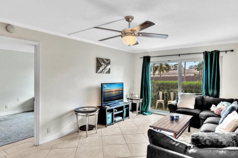 Condominio en venta en Wilton Manors, Florida, 1 dormitorio, 65.03 m2 № 930036 - foto 19