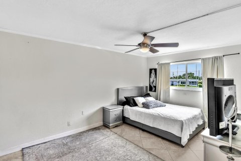 Condominio en venta en Wilton Manors, Florida, 1 dormitorio, 65.03 m2 № 930036 - foto 13