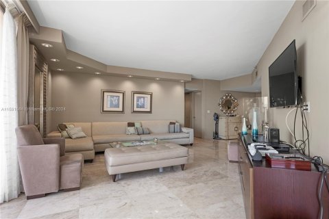 Copropriété à vendre à Aventura, Floride: 2 chambres, 140.47 m2 № 1220593 - photo 4