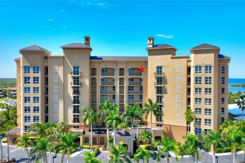 Condominio en venta en Punta Gorda, Florida, 3 dormitorios, 181.81 m2 № 1248608 - foto 1