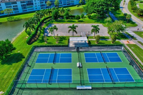 Condominio en venta en Boca Raton, Florida, 1 dormitorio, 66.43 m2 № 1117802 - foto 10