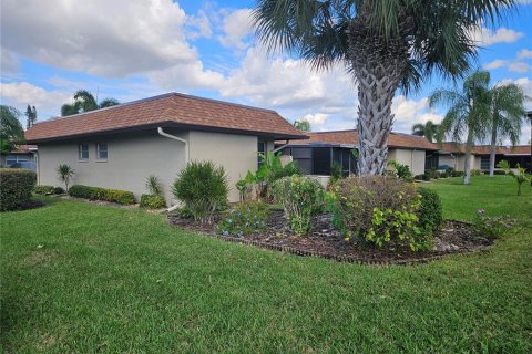 Condo in Fort Myers, Florida, 2 bedrooms  № 844864 - photo 14