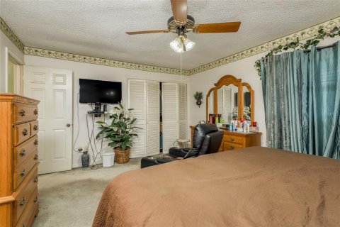 Casa en venta en Tampa, Florida, 4 dormitorios, 186.73 m2 № 1339377 - foto 18