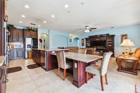 Villa ou maison à vendre à Tampa, Floride: 7 chambres, 524.34 m2 № 803879 - photo 18