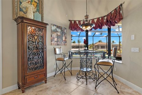 Villa ou maison à vendre à Cape Coral, Floride: 3 chambres, 213.21 m2 № 1336744 - photo 15