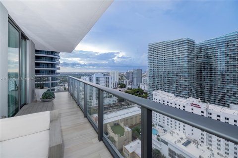 Copropriété à louer à Miami, Floride: 2 chambres, 107.3 m2 № 1358603 - photo 6