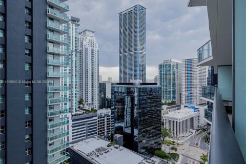 Condo in Miami, Florida, 2 bedrooms  № 1358603 - photo 30