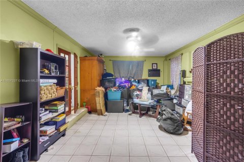 Casa en venta en North Miami, Florida, 3 dormitorios, 145.67 m2 № 1358650 - foto 9