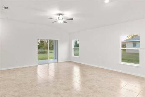 Casa en venta en Lehigh Acres, Florida, 4 dormitorios, 157.1 m2 № 1088510 - foto 8
