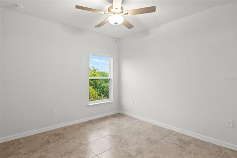 Casa en venta en Lehigh Acres, Florida, 4 dormitorios, 157.1 m2 № 1088510 - foto 14