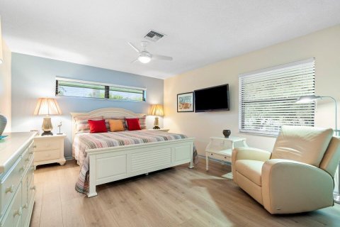 Copropriété à vendre à Boynton Beach, Floride: 2 chambres, 161.37 m2 № 884517 - photo 15