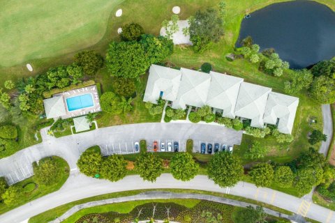 Copropriété à vendre à Boynton Beach, Floride: 2 chambres, 161.37 m2 № 884517 - photo 5