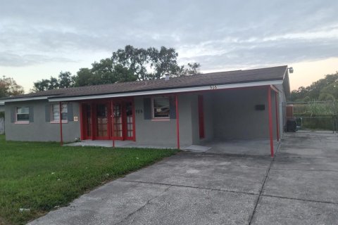 Immobilier commercial à vendre à Orlando, Floride: 154.96 m2 № 1386737 - photo 1