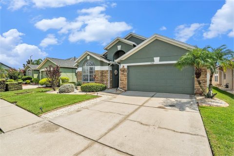 Villa ou maison à vendre à Wesley Chapel, Floride: 4 chambres, 202.99 m2 № 1324007 - photo 4