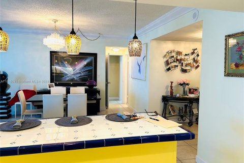 Condominio en venta en Miami Beach, Florida, 2 dormitorios, 122.91 m2 № 1237866 - foto 7