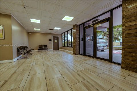 Copropriété à vendre à Miami, Floride: 1 chambre, 78.04 m2 № 1388214 - photo 25