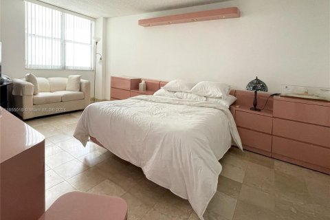 Copropriété à louer à Miami Beach, Floride: 1 chambre, 105.72 m2 № 1358573 - photo 11