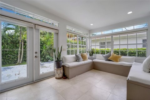 Casa en venta en Coral Gables, Florida, 3 dormitorios, 158.03 m2 № 1358572 - foto 13