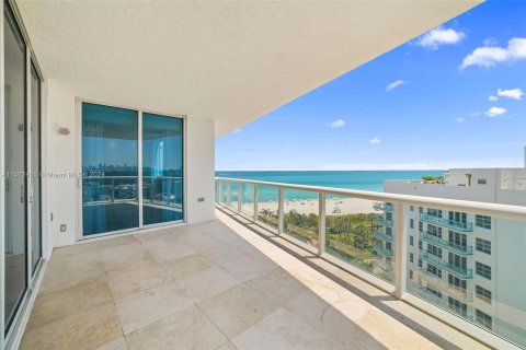 Condominio en venta en Miami Beach, Florida, 3 dormitorios, 169.45 m2 № 1117402 - foto 19