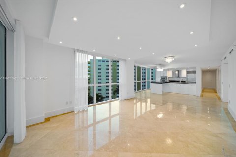 Condominio en venta en Miami Beach, Florida, 3 dormitorios, 169.45 m2 № 1117402 - foto 28
