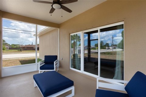 Casa en venta en Port Charlotte, Florida, 3 dormitorios, 208.94 m2 № 823422 - foto 6