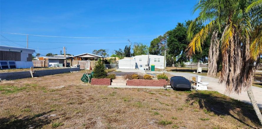 Terreno en Englewood, Florida № 1211509