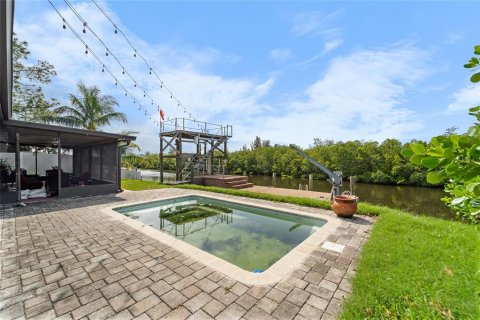 Villa ou maison à vendre à Tampa, Floride: 4 chambres, 204.11 m2 № 1406735 - photo 3